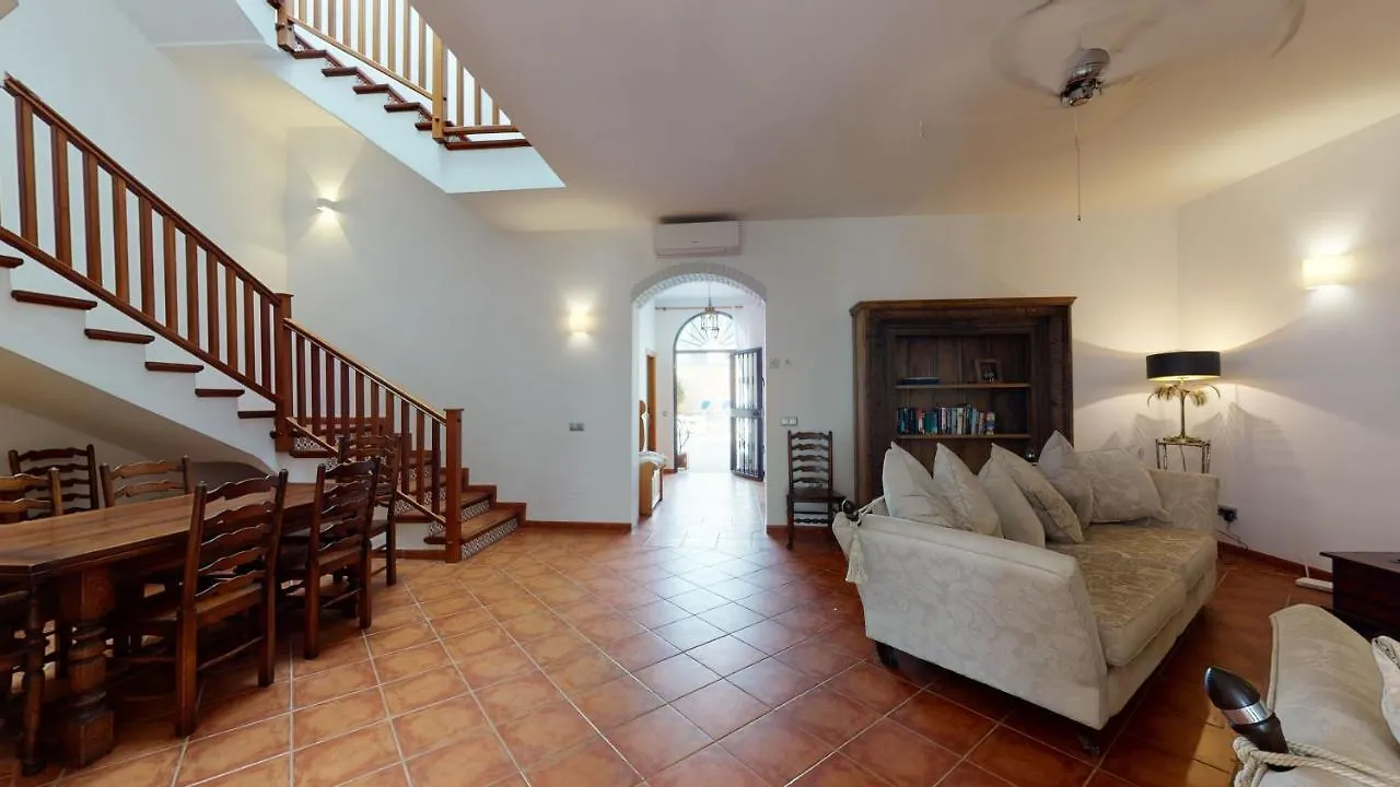 Сasa de vacaciones Villa Luxury 5 Bed House Private Pool And Sea View Nerja