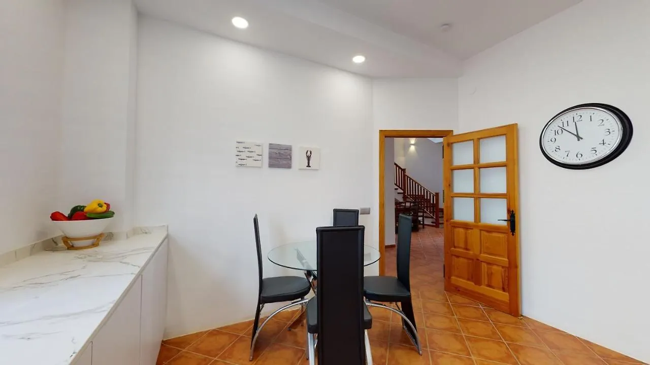 Сasa de vacaciones Villa Luxury 5 Bed House Private Pool And Sea View Nerja